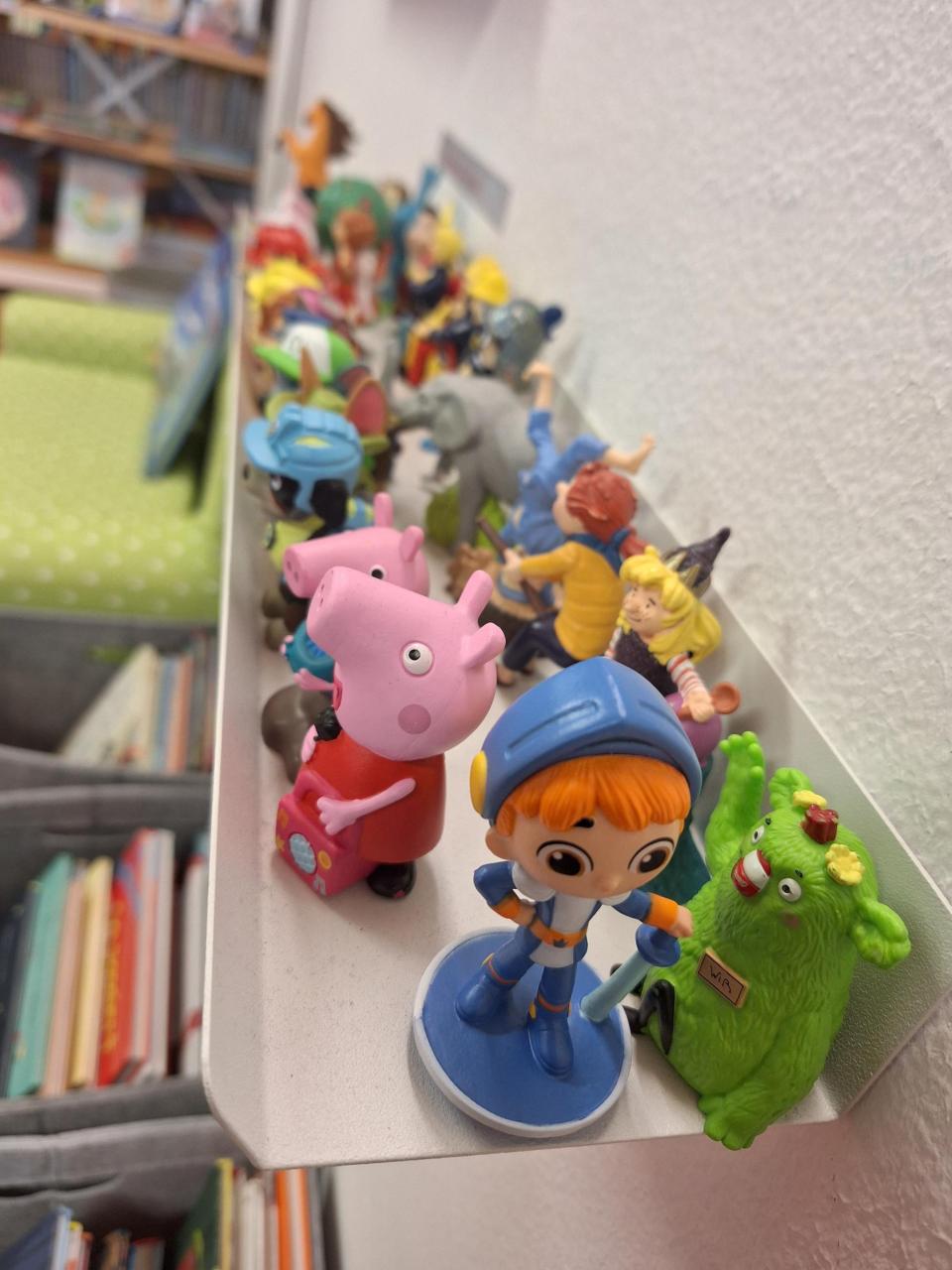 Bibliothek innen 1